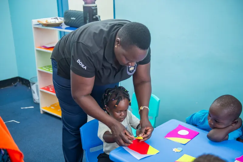 Children taking part in an arts and crafts session at Doxa Kindergarten — photo 5 of 11