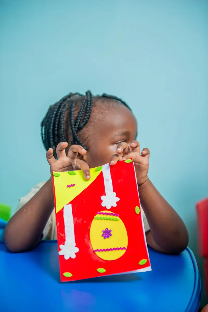 Children taking part in an arts and crafts session at Doxa Kindergarten — photo 10 of 11