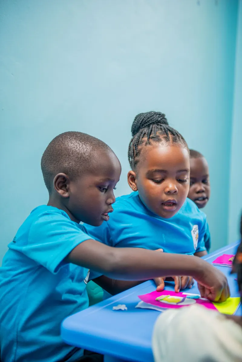 Children taking part in an arts and crafts session at Doxa Kindergarten — photo 11 of 11